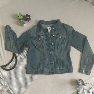 GAP Stretch Denim Jacket